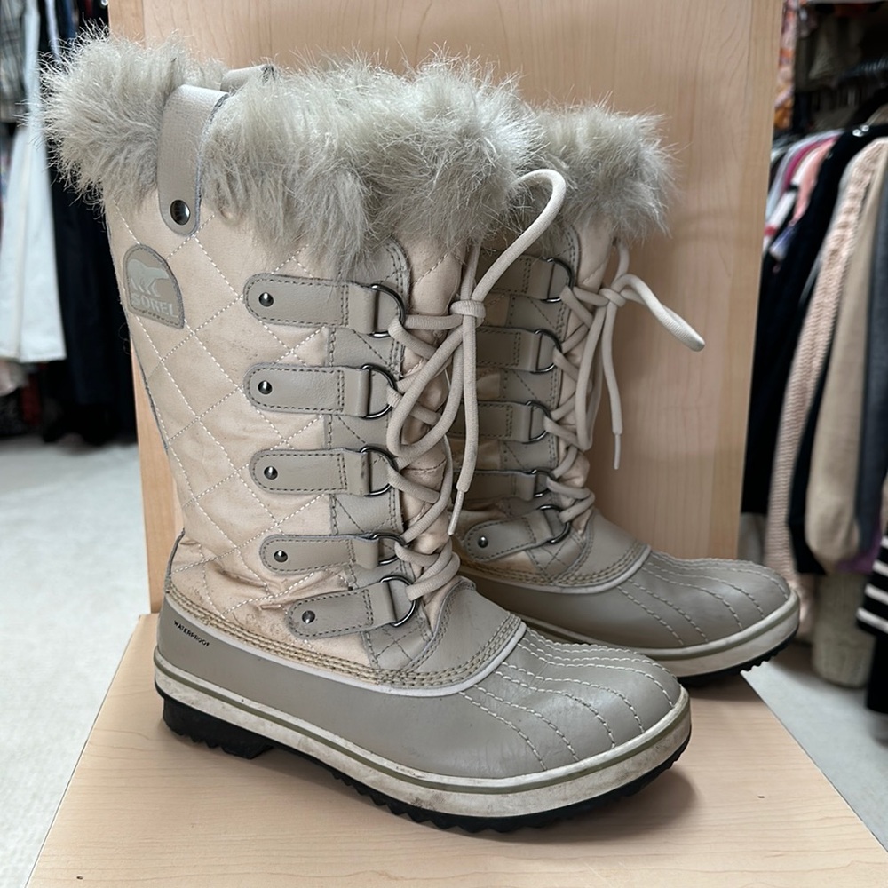 Sorel Joan of Arctic waterproof winter boots with fur